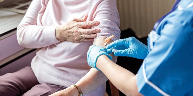 Die Vorteile der häusliche Betreuung für Pflegebedürftige und Angehörige Die Vorteile der häusliche Betreuung für Pflegebedürftige und Angehörige