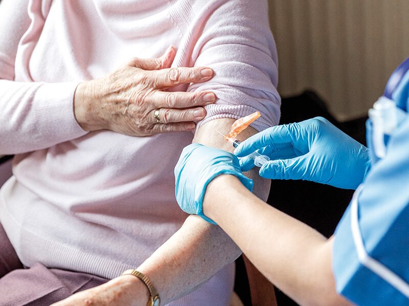 Die Vorteile der häusliche Betreuung für Pflegebedürftige und Angehörige